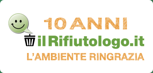 Badge rappresentativo e celebrativo per i 10 anni del rifiutologo.it. Testo presente sul badge: 10 anni di rifiutilogo.it. L’ambiente ringrazia